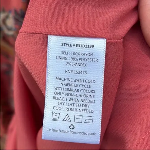 Evereve EUC Brielle Floral Sleeveless Midi
Dress Size XS