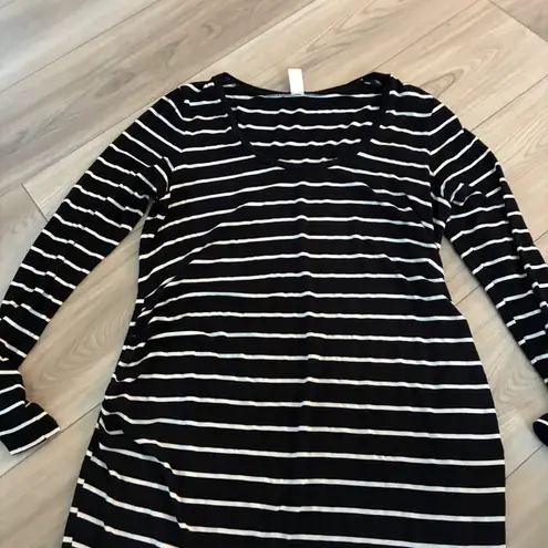 Old Navy  Maternity Black White Stripe Long Sleeve Maxi Dress Size M