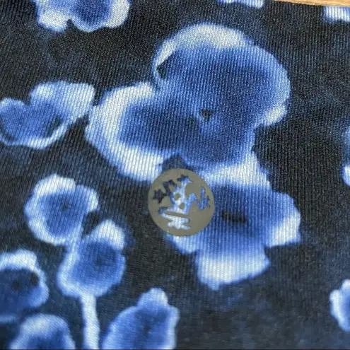 Manduka Sakura Floral Blue Print Capri Legging