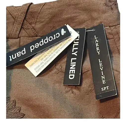 Larry Levine SPORT CROPPED EMBROIDERED FLORAL BROWN PANTS WOMEN'S SIZE 12 NWT