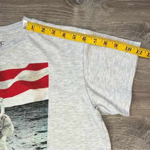 Freeze NASA American Flag Crop Top Boxy Tee size L Gray Size L