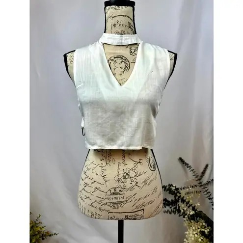 Charms Fashion Choker Crop Top V