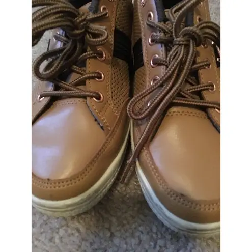 COOGI Australia Adult Unisex Shoes Sneakers Casual Size 8 Brown Tan