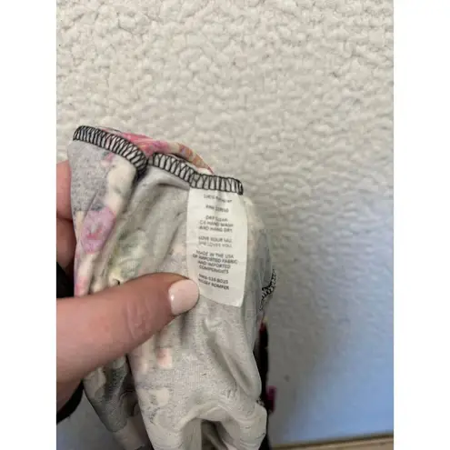 Show Me Your Mumu Show Me‎ Your MUMU Black Velvet Floral Kelsey Romper Size Medium