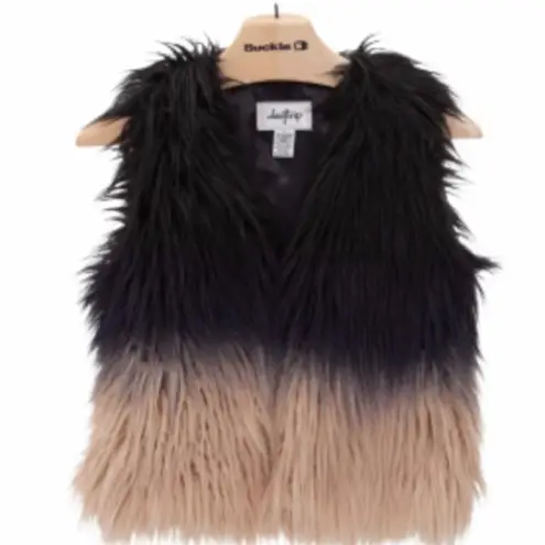 Daytrip  Ombré Faux Fur Vest Size Medium