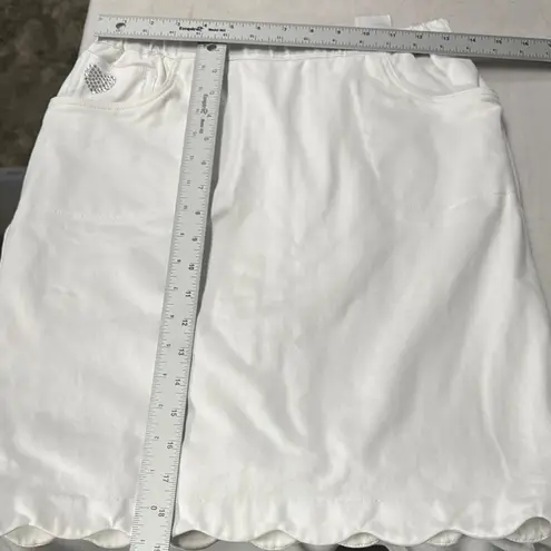 Quacker Factory White Knee