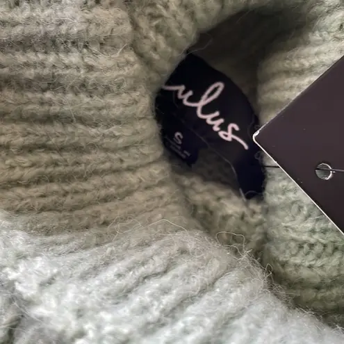 NWT LULUS Beside The Fire Grey Cable Knit Sweater In Sage Green