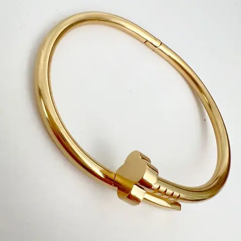 18K Gold Plated Nail Clover Bangle Bracelet Stainless Steel womens Jewelry NWT