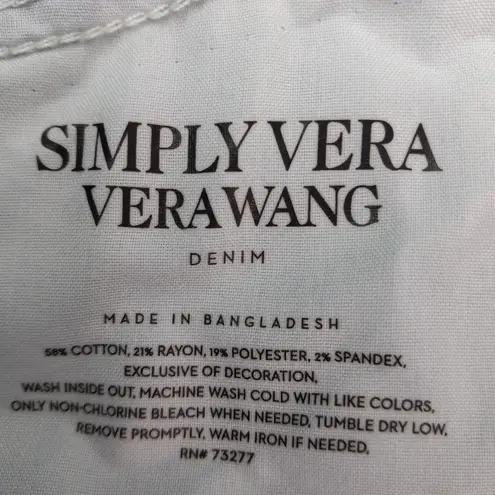 Simply Vera 6 31 Short Embroidered Light Blue Distressed Denim Cuffed Shorts