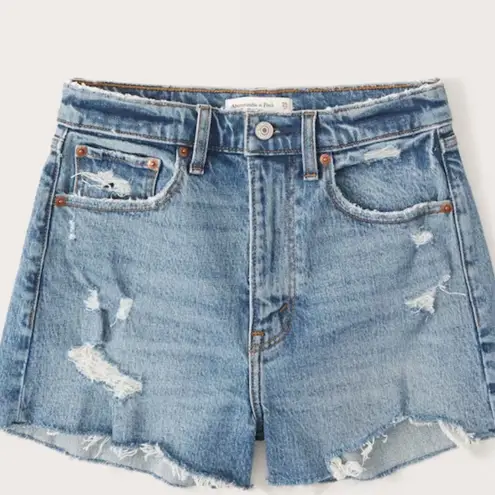 Abercrombie & Fitch Abercrombie ultra high rise mom shorts! Worn a couple of times