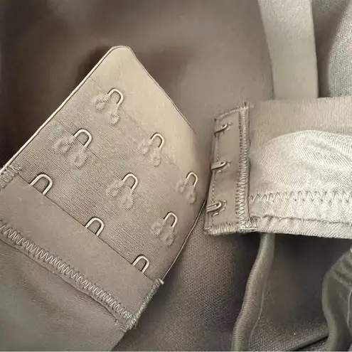 SKIMS Fit Everybody T-Shirt Bra Size 44D, Brown/Oxide New w/Tag