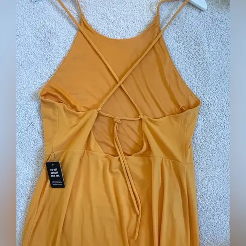 EXPRESS NWT  High Slit Maxi Dress Yellow Size Large open back adjustable straps