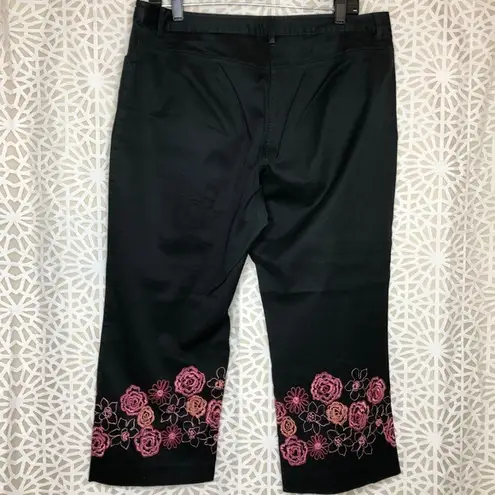 Geoffrey Beene Sport Black Floral Capri