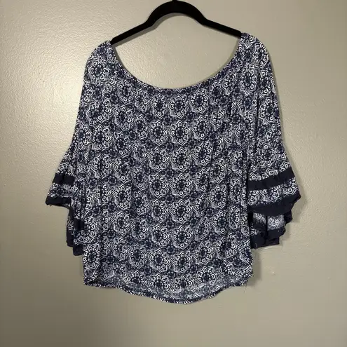 Solitaire Women's Blue Boho Print Peasant Top - Size Large - Tassel Crochet Lace