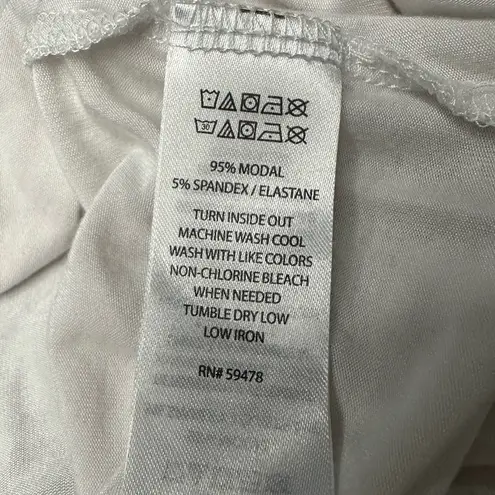 Adrienne Vittadini White Fitted Muscle Tee Size Large *Used