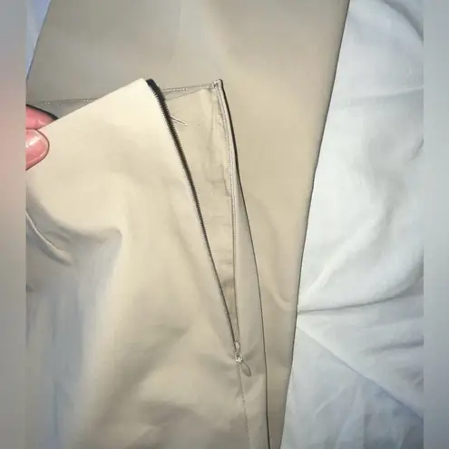 Lafayette 148 NY Women’s Techo Stretch Twill Stanton Pant Khaki Color SIZE 12 Tan