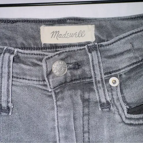 Madewell  Gray Wash Denim High Waisted The Mom Jean size 24