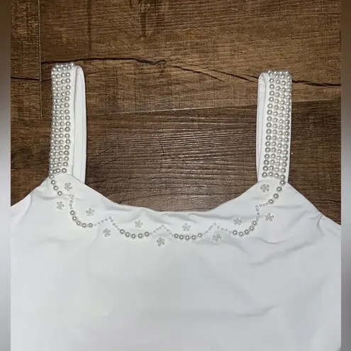 Pearl neckline Bodysuit Size M