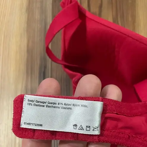 Maidenform  red bra 