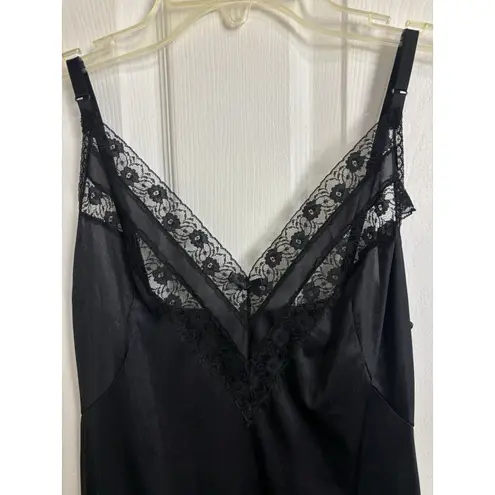 Vtg Ashley Taylor Black Nylon Floral Lace Slip Dress Nighty Size 34 FLAW Gothic