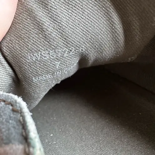 Johnny Was Junia Olive Suede Leather Camo Embroidered Sneakers Size 7