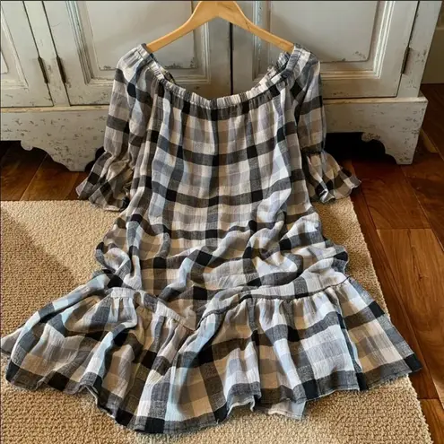 Love In Buffalo Check Off the Shoulder Dress Size Small