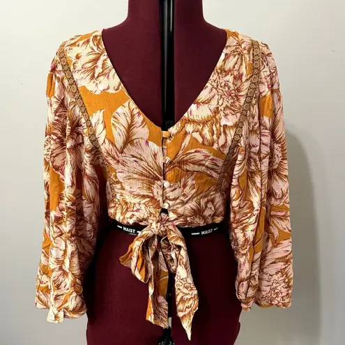 BAND OF THE FREE Libby Gold Floral Bell Sleeve Cropped Top Button Up NWT Small