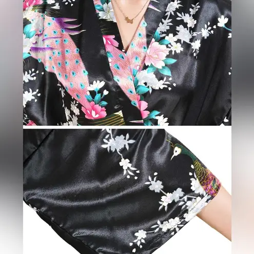 Oriental Village Blue Kimono/Robe with Floral and Peacock Design