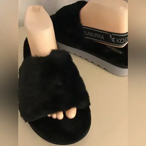 Koolaburra by Ugg Koolaburra by Uggs women black faux fur platform sandal slides US 9