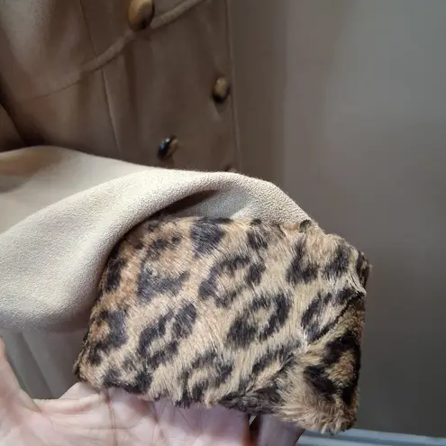 Kasper Tan Trench Coat with Leopard Details