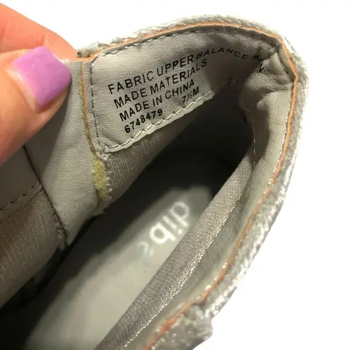 Diba SIZE 7.5 Silver Brodie Crushed Velvet 3" Heeled Ankle Booties Round Toe