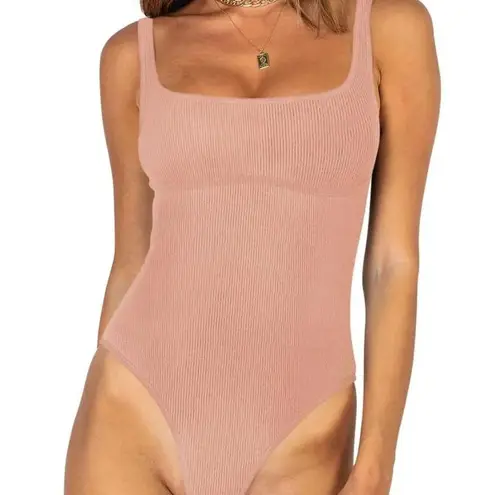 NWT! ReoRia blush pink sleeveless body suit Large