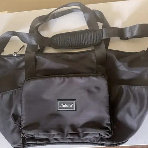 The Foldie travel bag