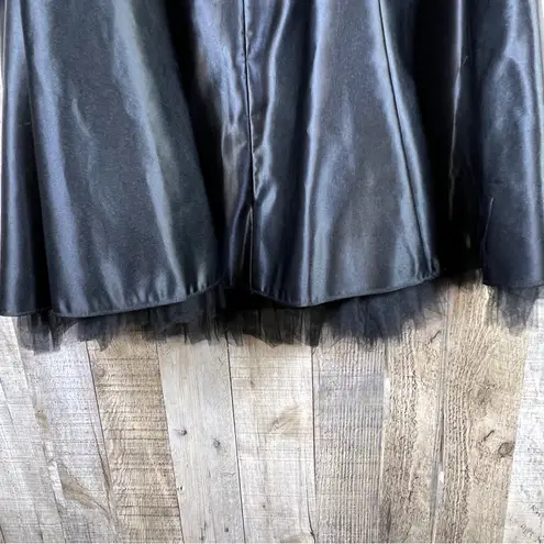 Gunne Sax Jessica McClintock for Size 13/14 Sleeveless Prom Black & Gold Dress