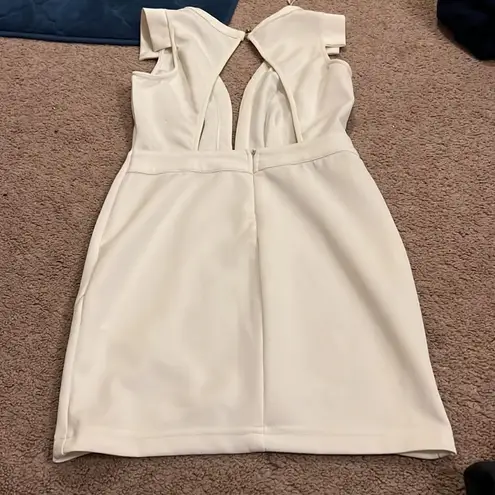 Tiffany white dress s