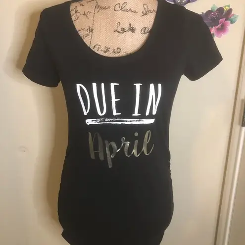Motherhood Maternity Motherhood Black with Gold Lettering Due in April T-Shirt Size Extra Small