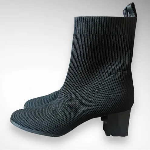 L'AMOUR DES PIEDS Picarus Black Stretch Knit Bootie With Heel Size 7 | EUC
