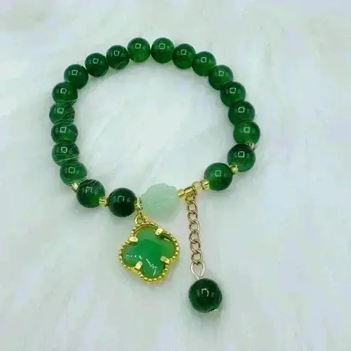 Green Clover Beaded Charm Bracelet
