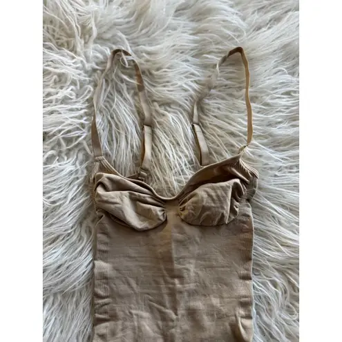 SKIMS Seamless Sculpt Low Back Thong Bodysuit Clay Size Small