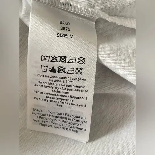 Ganni  White Tee with Blue and Pink Design

"Excellent Preowned
Condition"