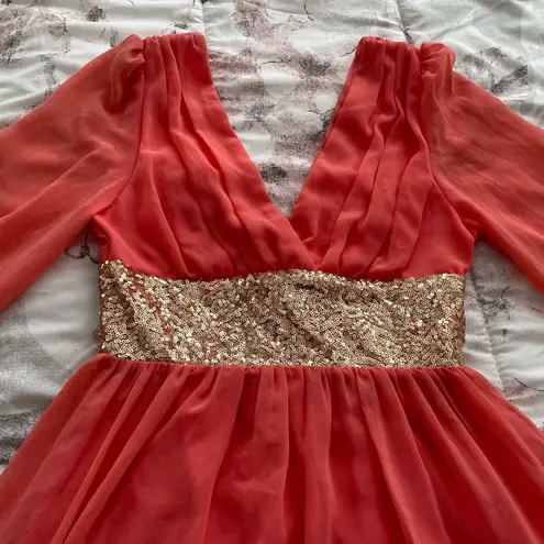 NWT Red Clover dark peach & gold sequin deep V