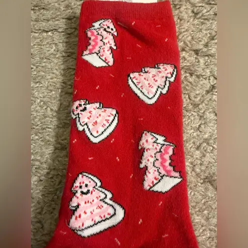 American Eagle Aerie  AE Red Pink Christmas Graphic Women’s Crew Socks Set