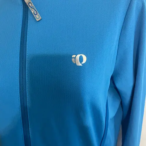 Pearl Izumi  Blue Long Sleeve Blouse