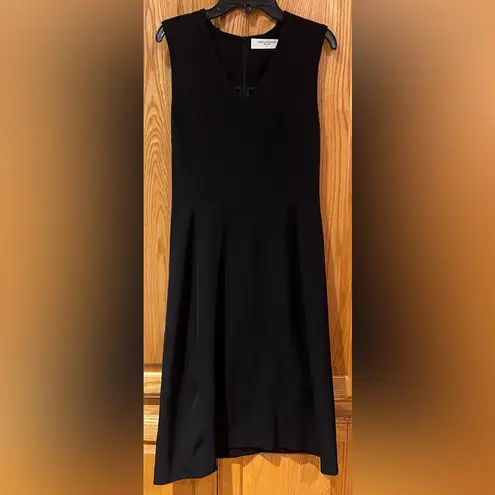 MM.LaFleur M.M. LAFLEUR Annie Sleeveless V-Neck A-Line Dress in Black Size 2