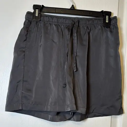 Uniqlo  Black Casual Lounge Shorts Size Small EUC #2613 - Image 1