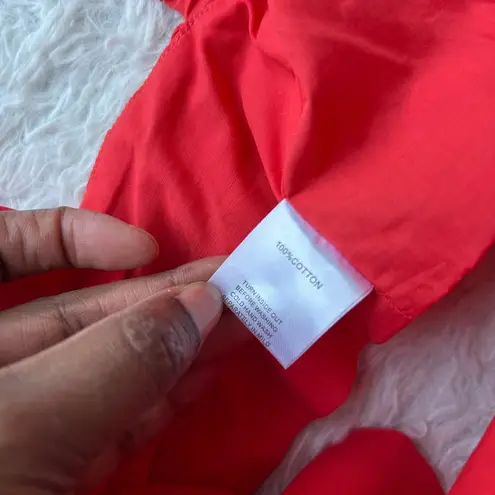 White Fox Red Opposite Sides Crop Top Size Small