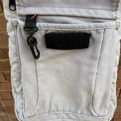 KAVU Keeper Crossbody Bag Purse Canvas Gray Southwestern Aztec Yellow Lined EUC