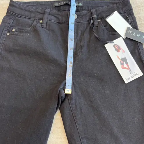 Tinseltown NWT Bermuda Shorts Size 3 Black Soft Stretch Denim Jean Frayed Hem