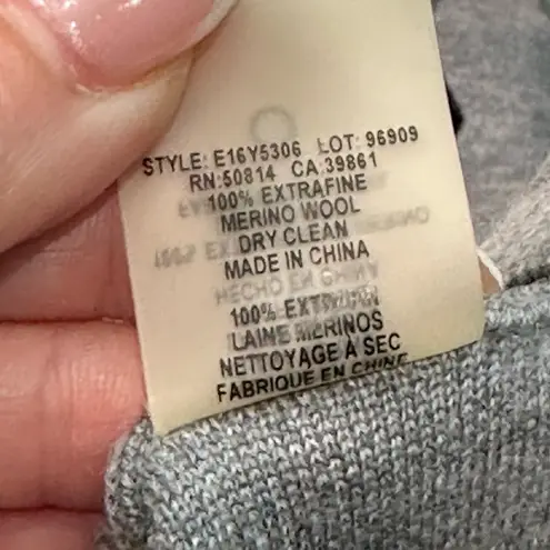 Elie Tahari Gray Laser Cut Wool Skirt