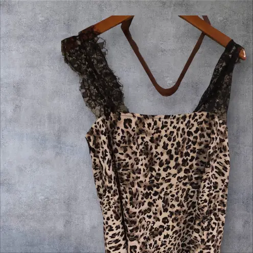 Davi & Dani Davi & Dani Leopard Print Lounge Cami Top Small